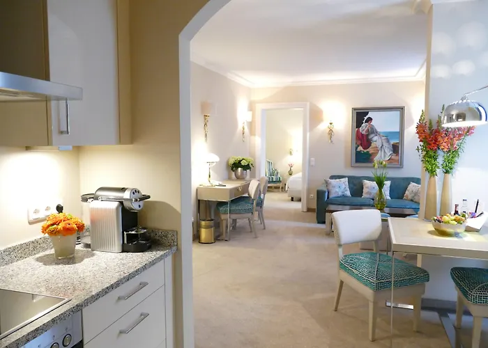 ホテル アン デア オーパ ミュンヘン