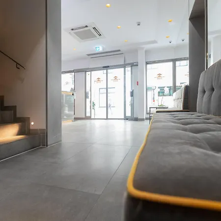 Hotell An Der Oper 4*