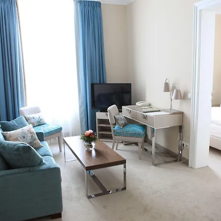 An Der Oper Hotell 4*