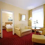 Hotel An Der Oper 4*
