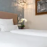 Hotel An Der Oper 4*